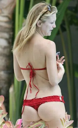 Kate Hudson / katehudson nude photo #0223