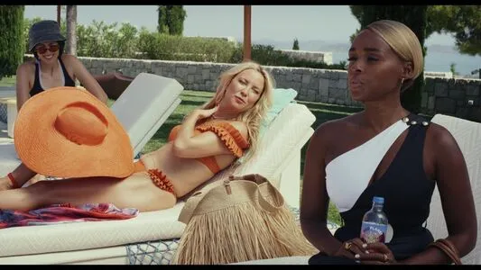Kate Hudson / katehudson nude photo #0282