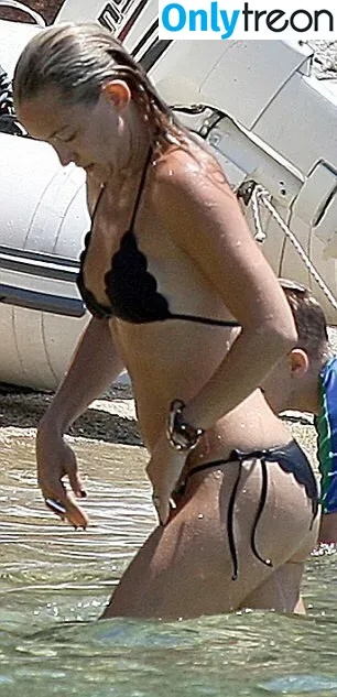 Kate Hudson nude photo #0068 (katehudson)