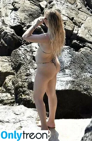 Kate Hudson nude photo #0215 (katehudson)