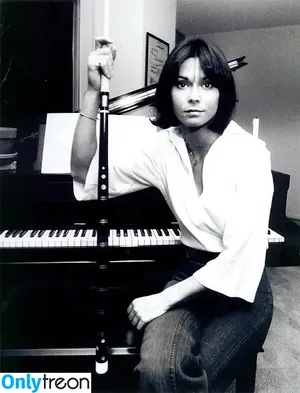 Kate Jackson / 1katejacksonfan nude photo #0002
