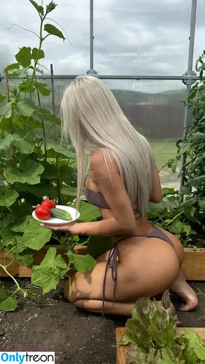 Kate Kirienko / katekirienko nude photo #0171