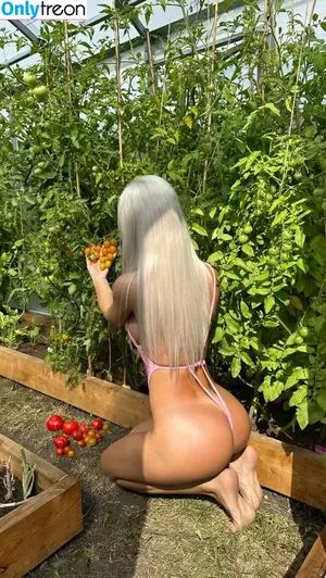 Kate Kirienko / katekirienko nude photo #0184