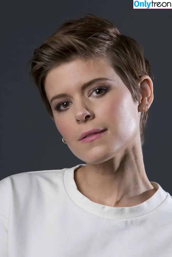 Kate Mara nude photo #0074 (katemara / marra)