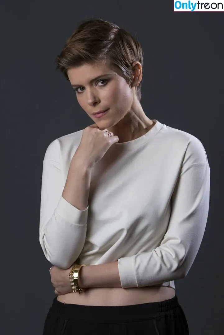 Kate Mara nude photo #0075 (katemara / marra)