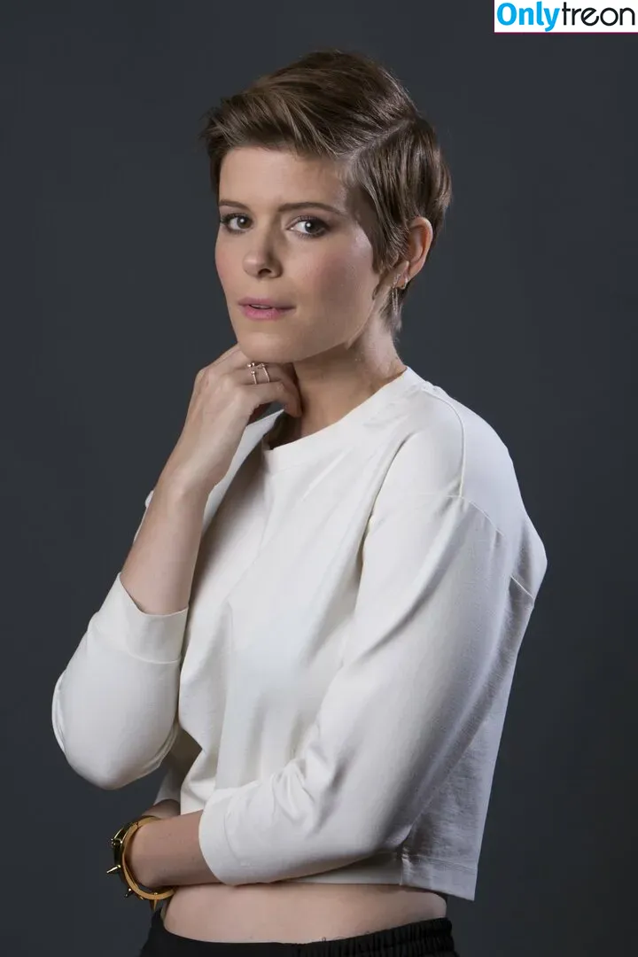 Kate Mara nude photo #0081 (katemara / marra)