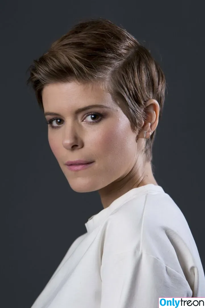 Kate Mara nude photo #0082 (katemara / marra)