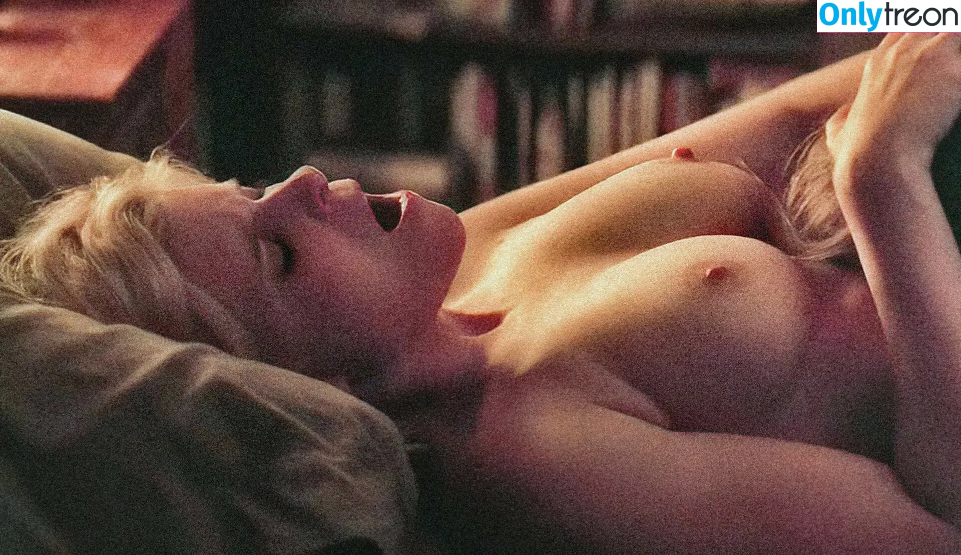 Kate Mara nude photo #0124 (katemara / marra)