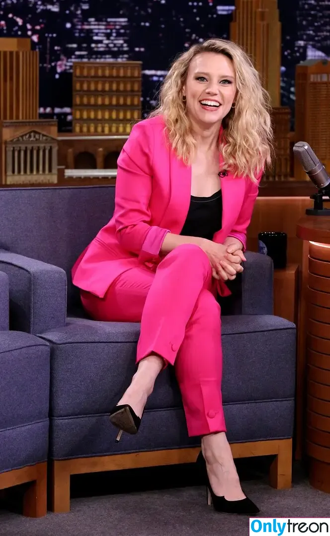 Kate McKinnon nude photo #0010 (Kate McKinnon)