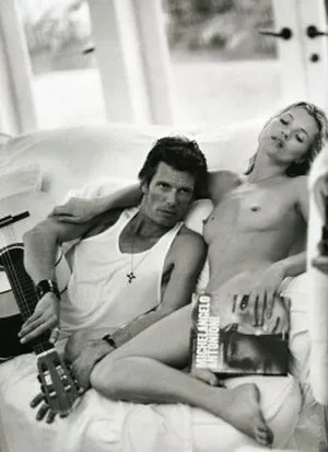 Kate Moss / kateamoss / katemossagency nude photo #0025