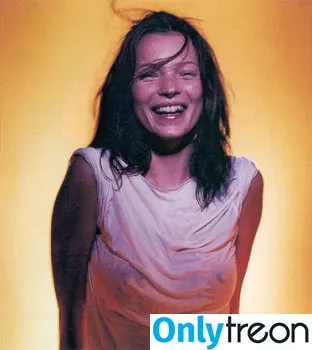 Kate Moss nude photo #0015 (kateamoss / katemossagency)