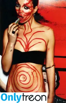 Kate Moss nude photo #0029 (kateamoss / katemossagency)