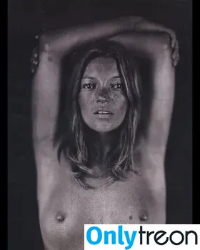 Kate Moss nude photo #0035 (kateamoss / katemossagency)