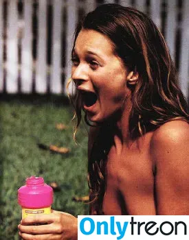 Kate Moss nude photo #0044 (kateamoss / katemossagency)