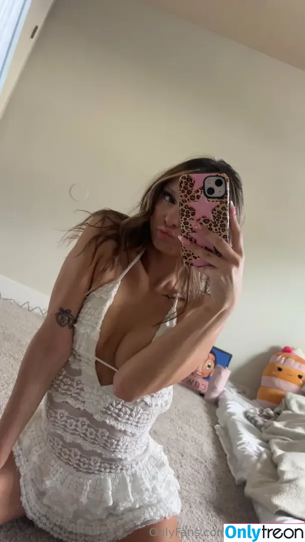 kateevanss1 nude photo #0029 (kateevansart)