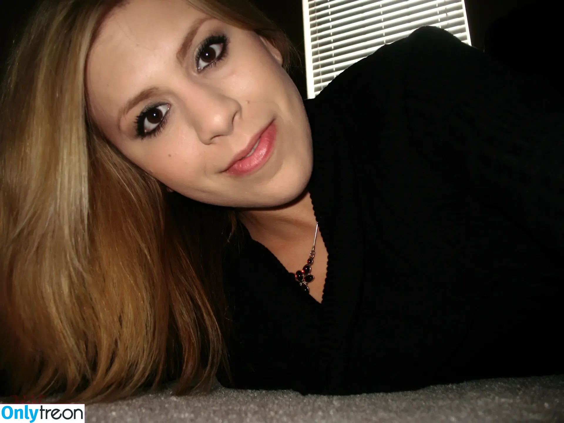 Katelyn Brooks nude photo #0017 (Giantess Katelyn / _katelynbrooks / giantesskatelyn)