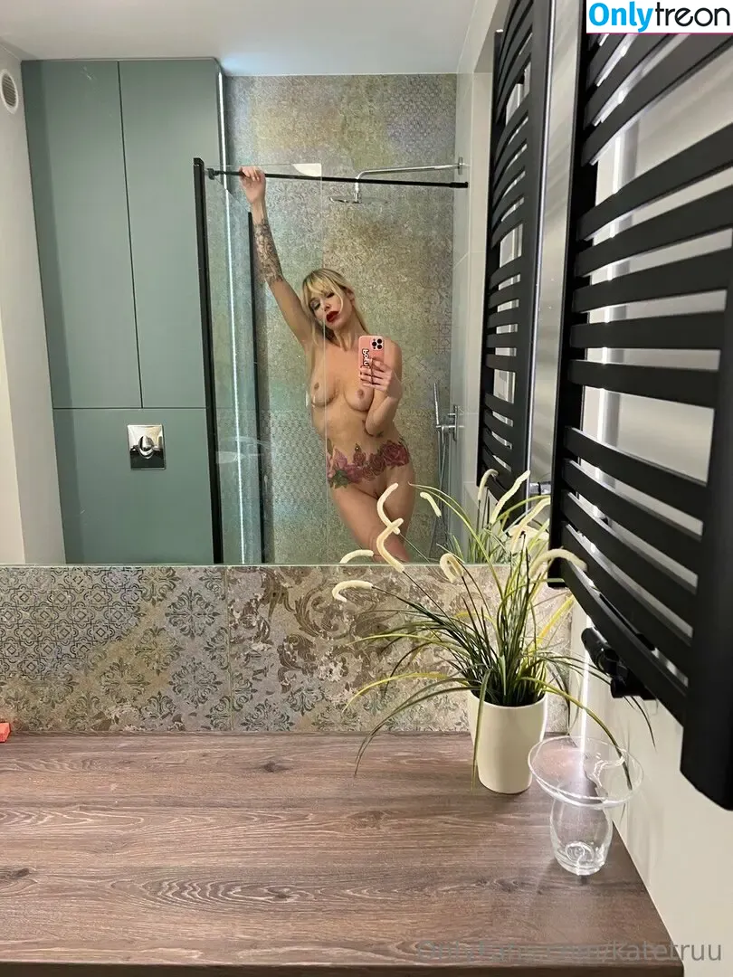 katetruu nude photo #0017 (kate___tru)