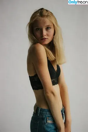 Katharina Wandrowsky / CodyBryce / katharina_wandrowsky nude photo #0024