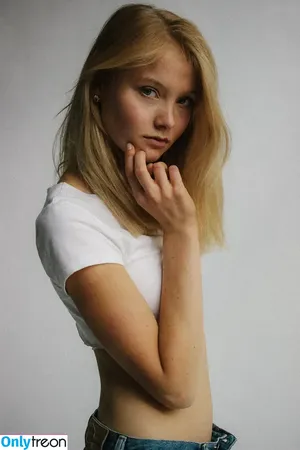 Katharina Wandrowsky / CodyBryce / katharina_wandrowsky nude photo #0028