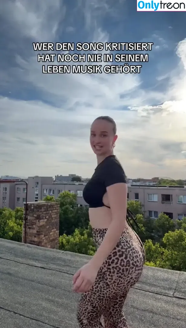 KatharinaKnoch nude photo #0037 (Kathi Dancer)