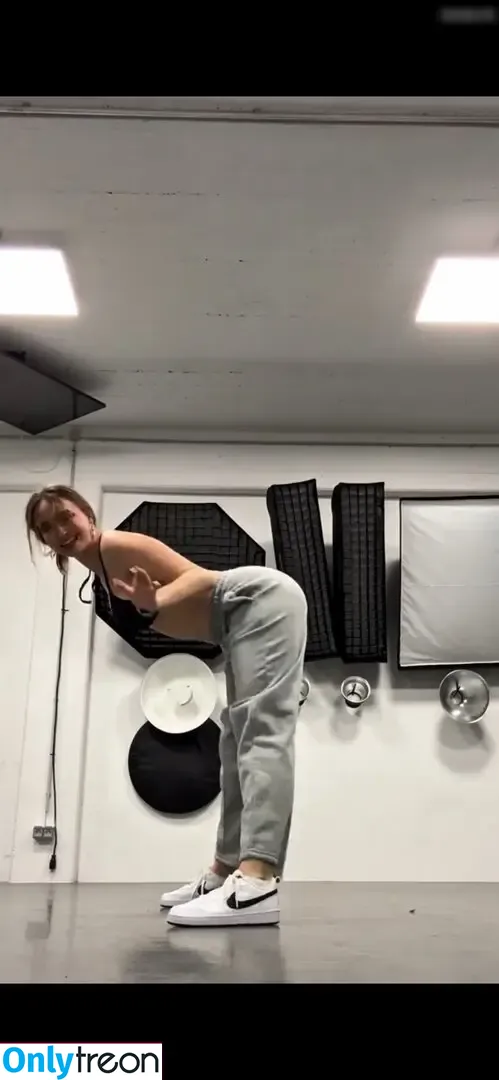 KatharinaKnoch nude photo #0047 (Kathi Dancer)
