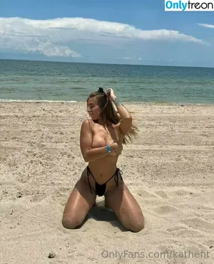  nude photo #0003