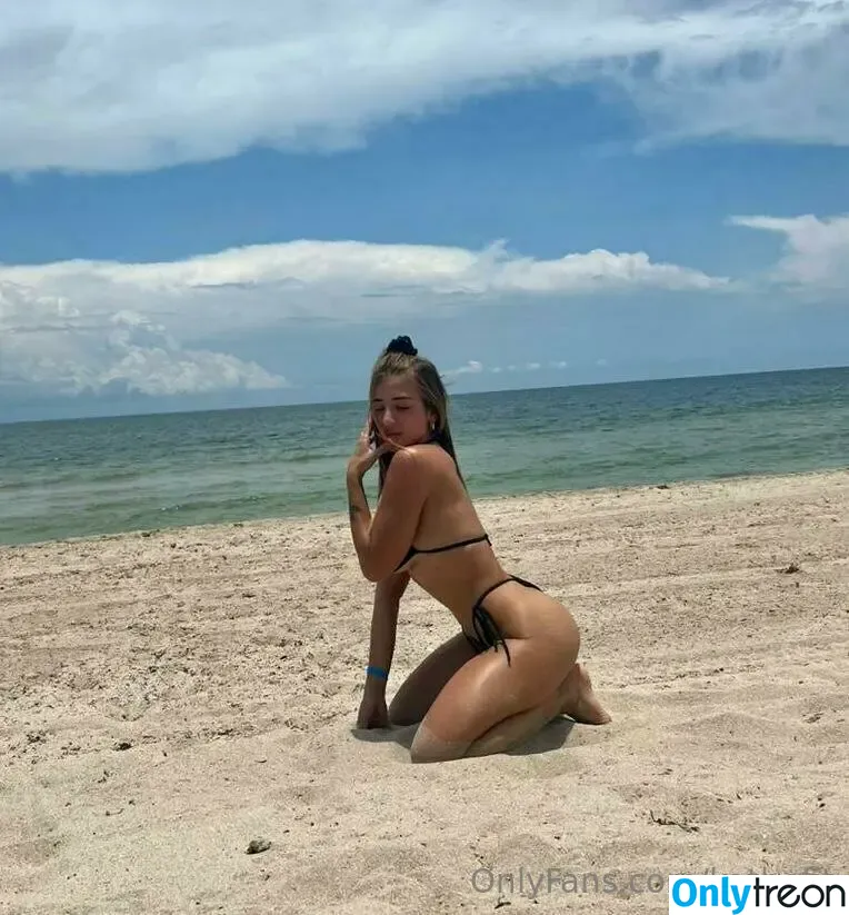 kathefit nude photo #0004 (kathefit)