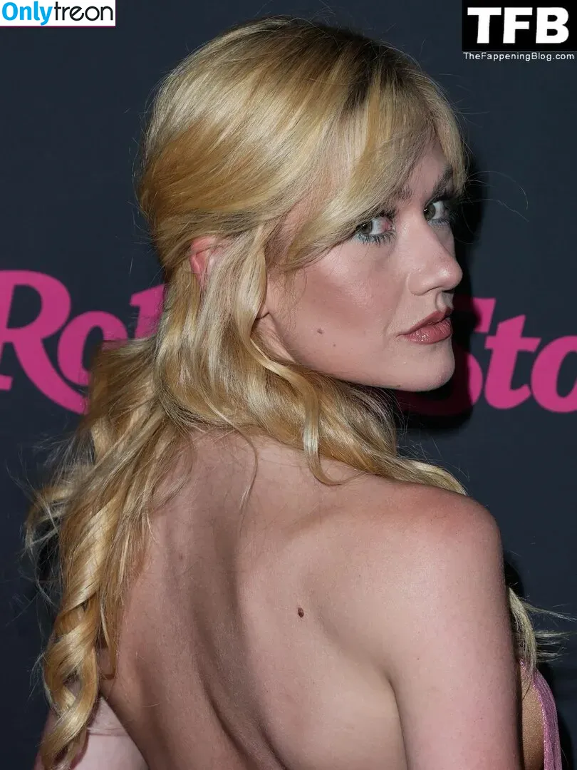 Katherine McNamara nude photo #0074 (kat.mcnamara)