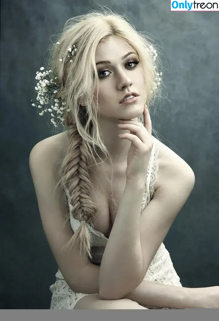 Katherine McNamara nude photo #1014 (kat.mcnamara)
