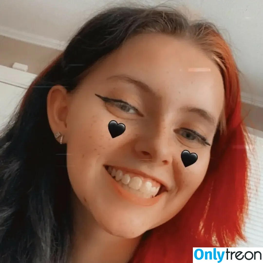 Katherine Means nude photo #0002 (CraftGirlGamer / JinxitsHarley / KitKat_Jinx / u394691602)