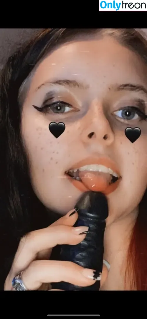 Katherine Means nude photo #0007 (CraftGirlGamer / JinxitsHarley / KitKat_Jinx / u394691602)