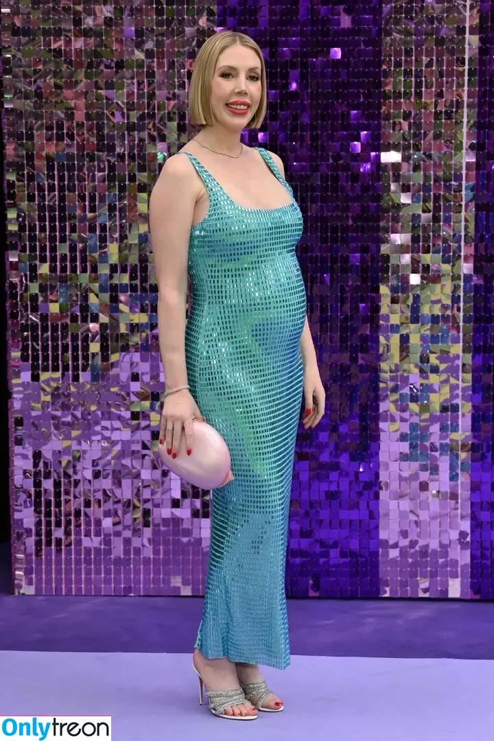 Katherine Ryan nude photo #0399 (kateryan / kathbum)