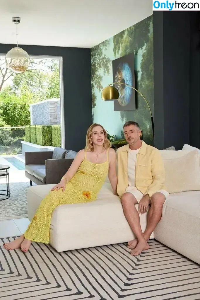 Katherine Ryan nude photo #0407 (kateryan / kathbum)