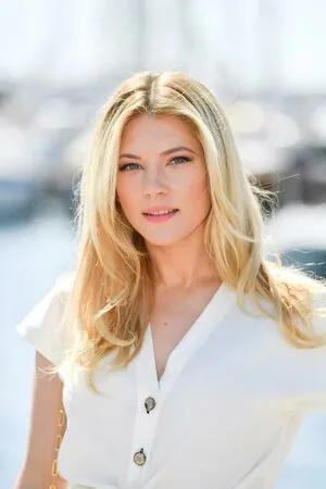 Katheryn Winnick / KatherynWinnick / basic_instinct nude photo #0082