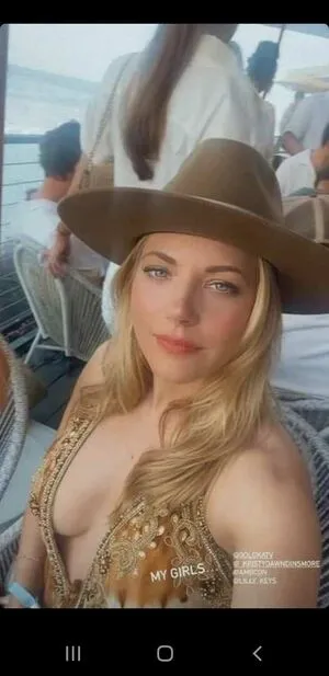 Katheryn Winnick / KatherynWinnick / basic_instinct nude photo #0174