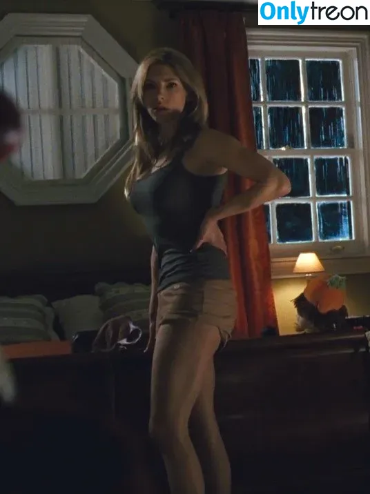 Katheryn Winnick nude photo #0058 (KatherynWinnick / basic_instinct)