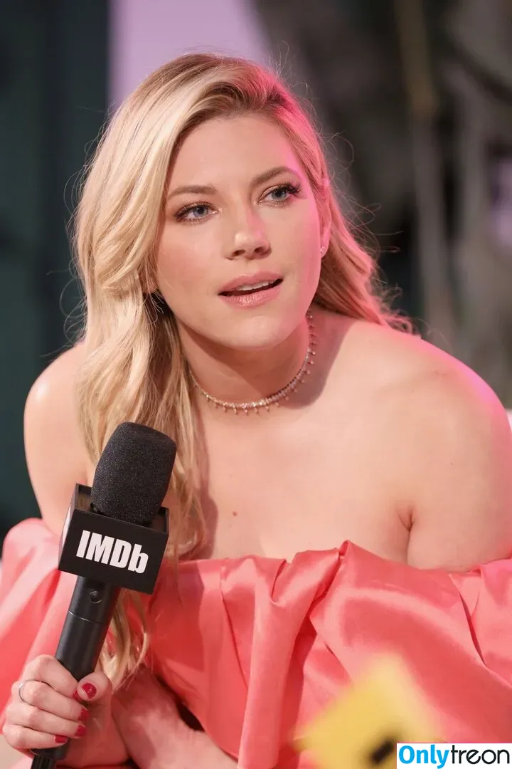 Katheryn Winnick nude photo #0101 (KatherynWinnick / basic_instinct)