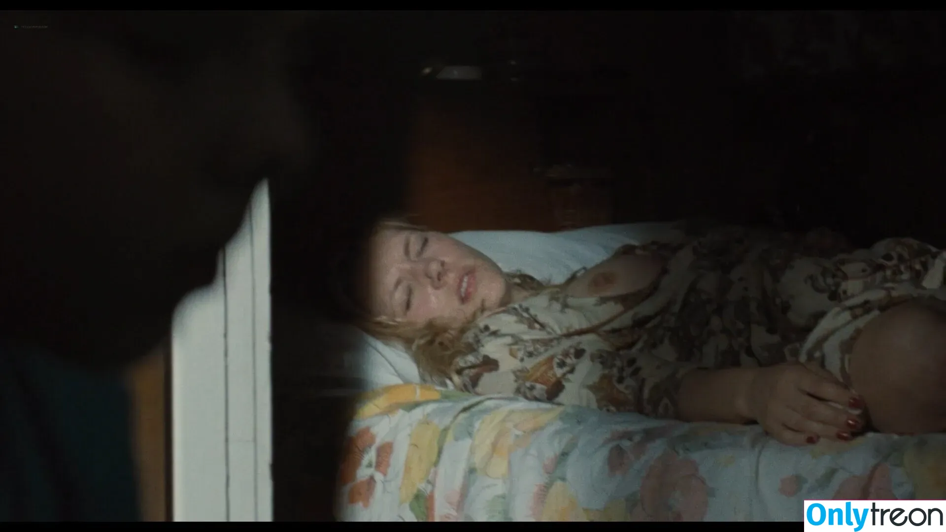 Katheryn Winnick nude photo #0383 (KatherynWinnick / basic_instinct)