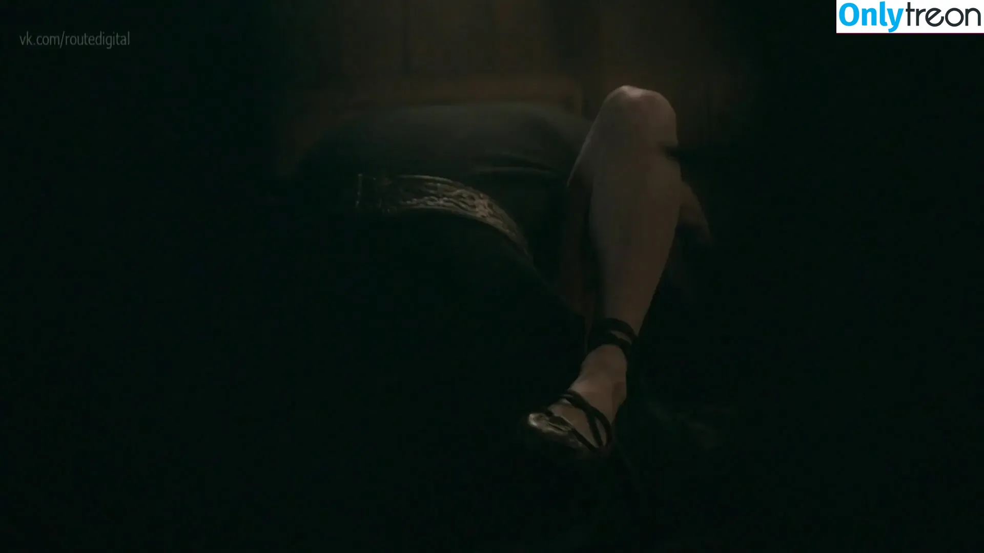 Katheryn Winnick nude photo #0867 (KatherynWinnick / basic_instinct)