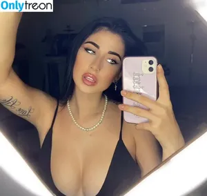 Kathiyessir nude photo #0002