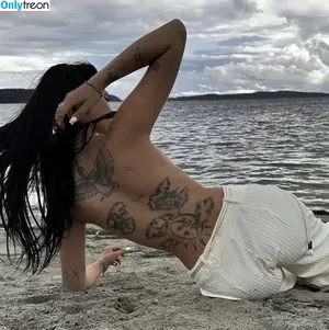 Kathiyessir nude photo #0009