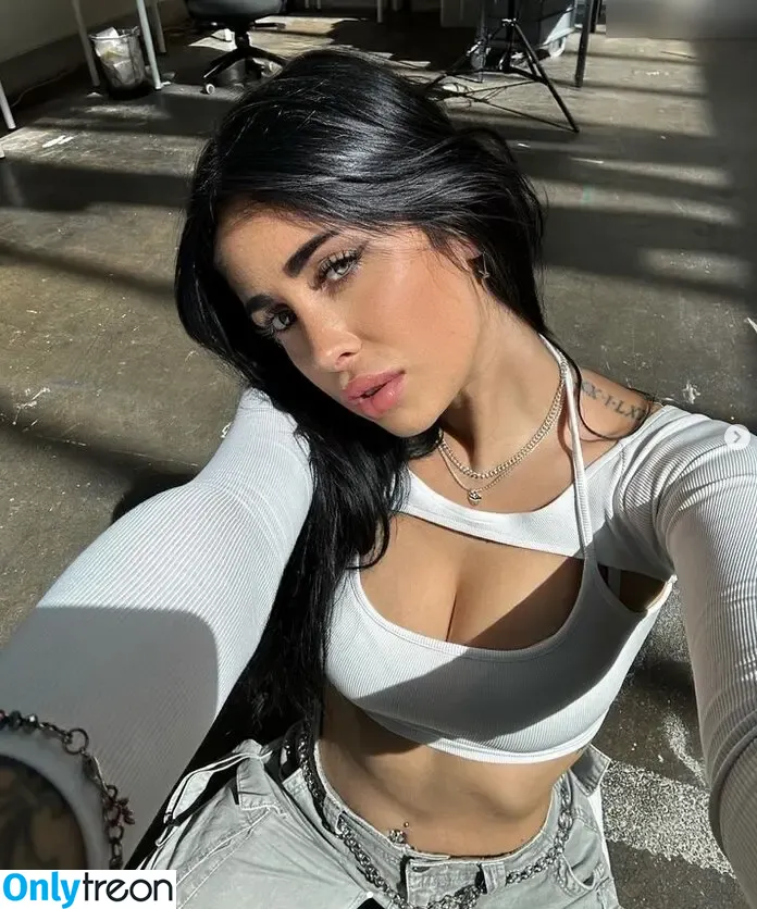 Kathiyessir nude photo #0029 (Kathiyessir)