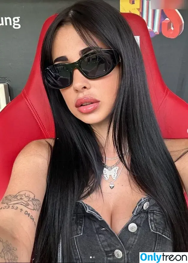 Kathiyessir nude photo #0033 (Kathiyessir)