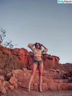 kathobbs / kathobbsofficial nude photo #0006
