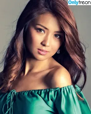 Kathryn Bernardo / bernardokath nude photo #0010