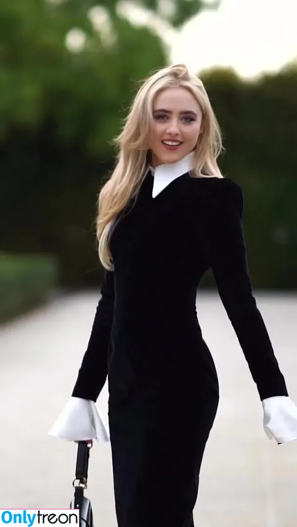 Kathryn Newton nude photo #0022 (kathrynnewton)