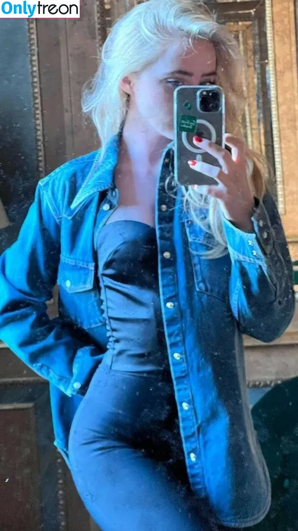 Kathryn Newton nude photo #0023 (kathrynnewton)