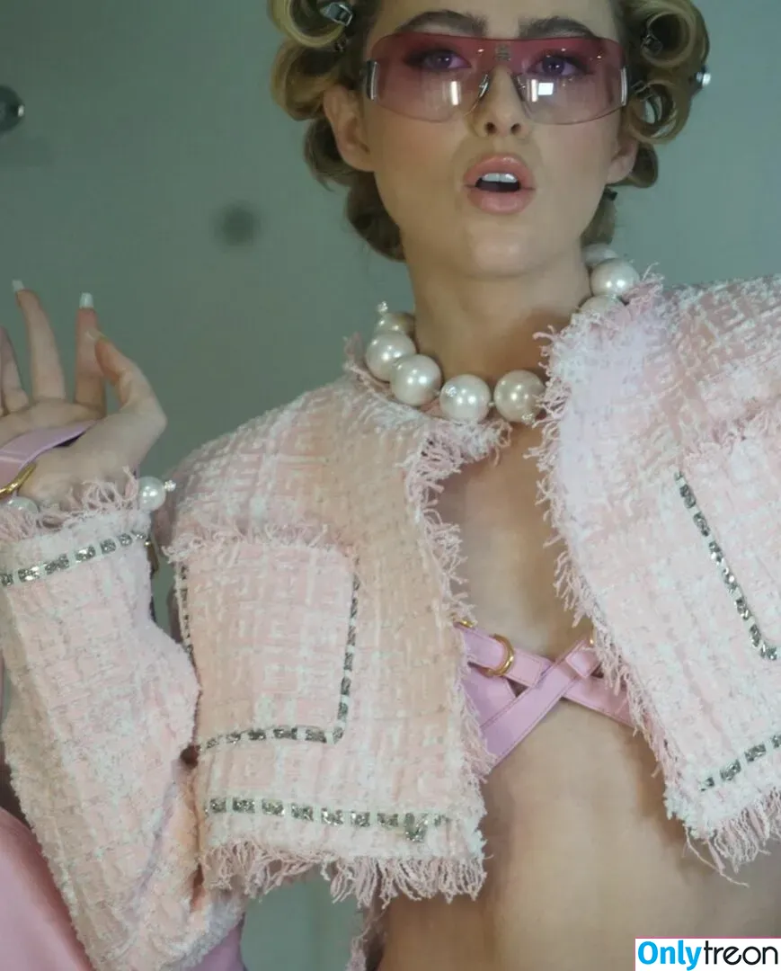 Kathryn Newton nude photo #0073 (kathrynnewton)