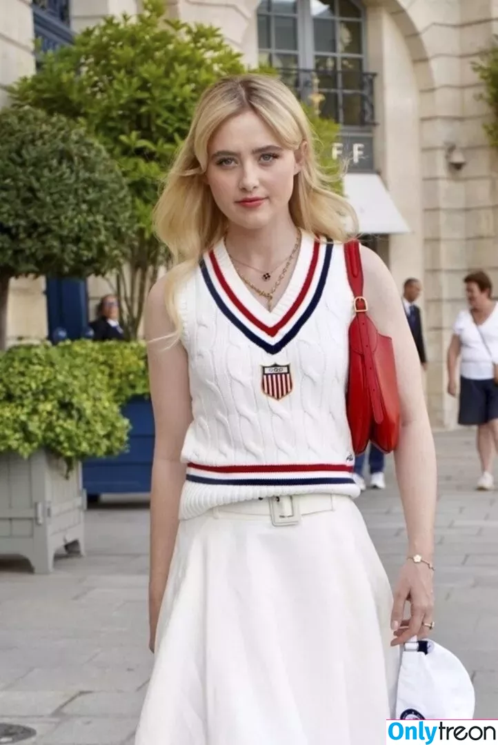 Kathryn Newton nude photo #0090 (kathrynnewton)