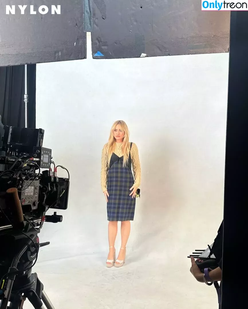 Kathryn Newton nude photo #0108 (kathrynnewton)